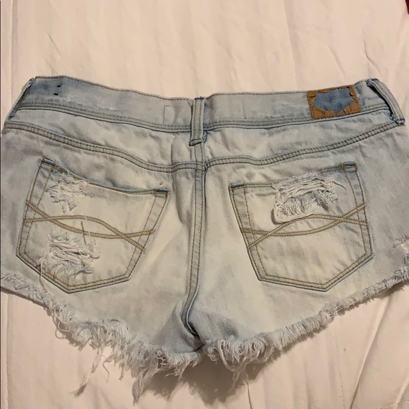 Abercrombie and Fitch denim shorts HARD TO FIND - Picture 2 of 3